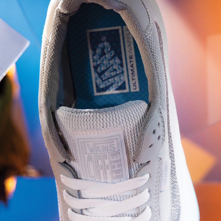 Vans EVDNT Sneakers Features