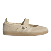 YOU’RE IN YOUR BALLET ERA. BALLET SNEAKERS. SHOP NOW.