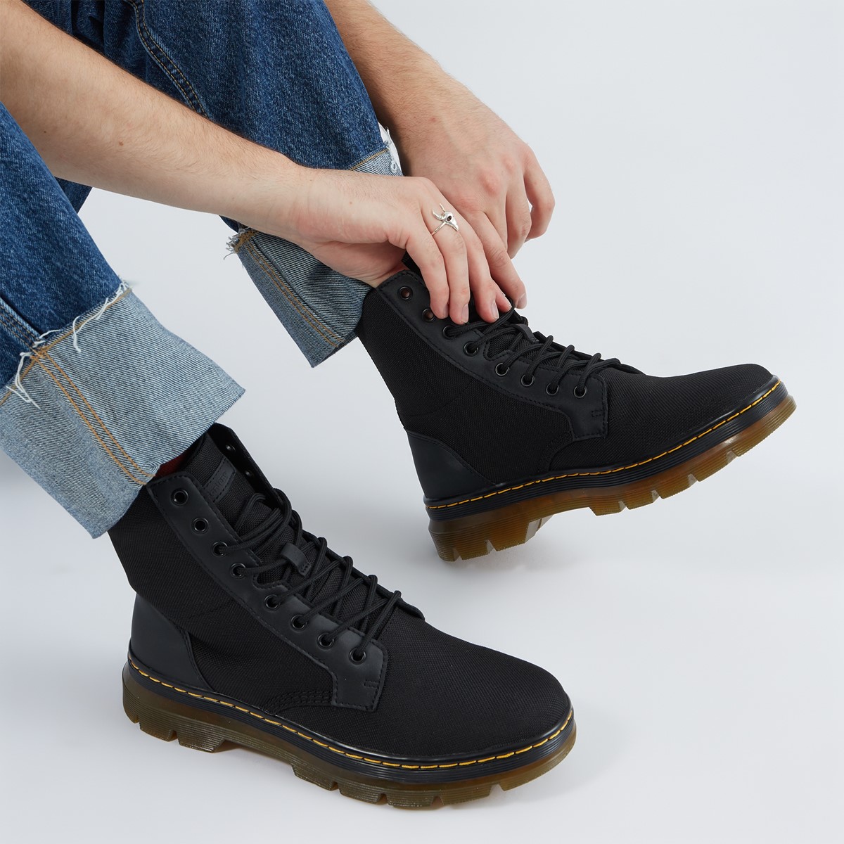 dr martens combs nylon review