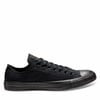 Chuck Taylor Classic Low Sneakers in Black