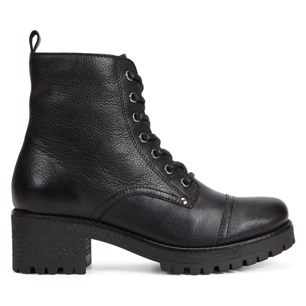 nora combat boot