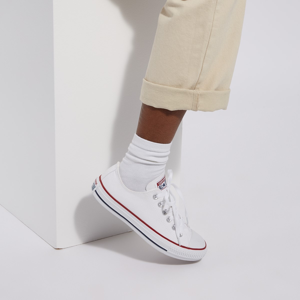 Chuck Taylor All Star Sneakers in White 