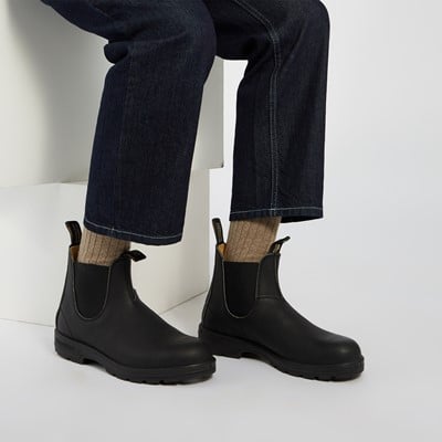 558 Classic Chelsea Boots in Black Alternate View