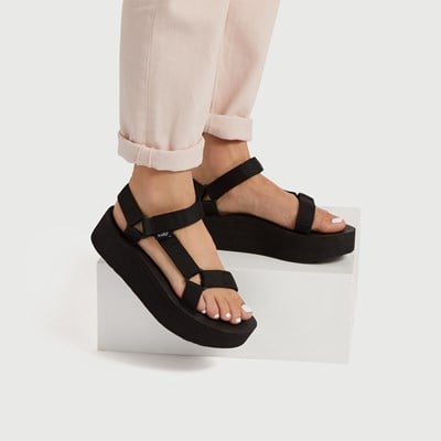Sandales à plateforme Universal noires pour femmes Alternate View