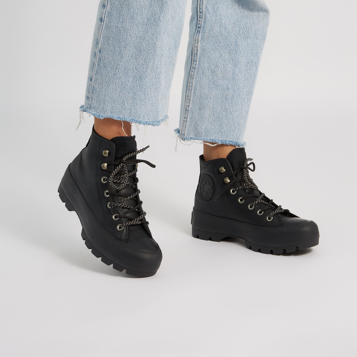 black chuck taylor all star lugged high top