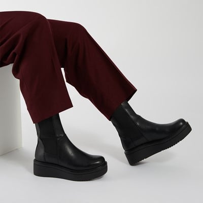 Women's Tara Chelsea Boots in Black Alternate View