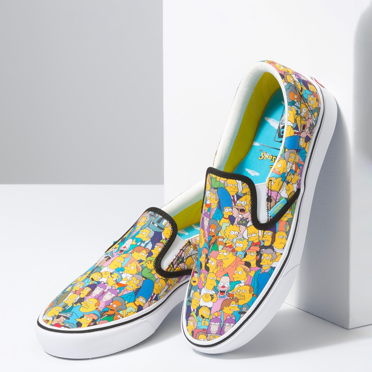 Vans x Simpsons Comfycush Slip On Sneakers Limited Edition ...