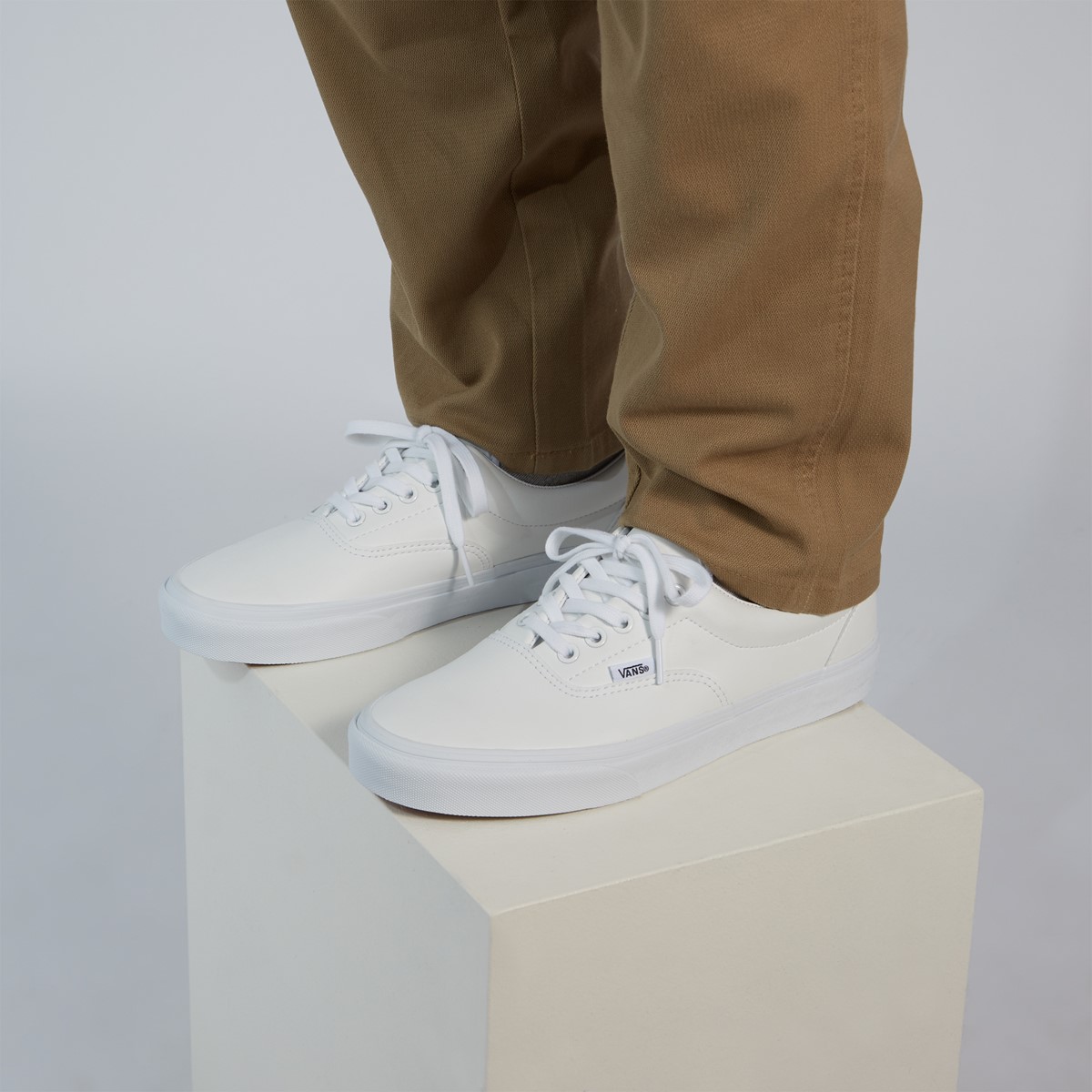 Leather Era Sneakers in White |