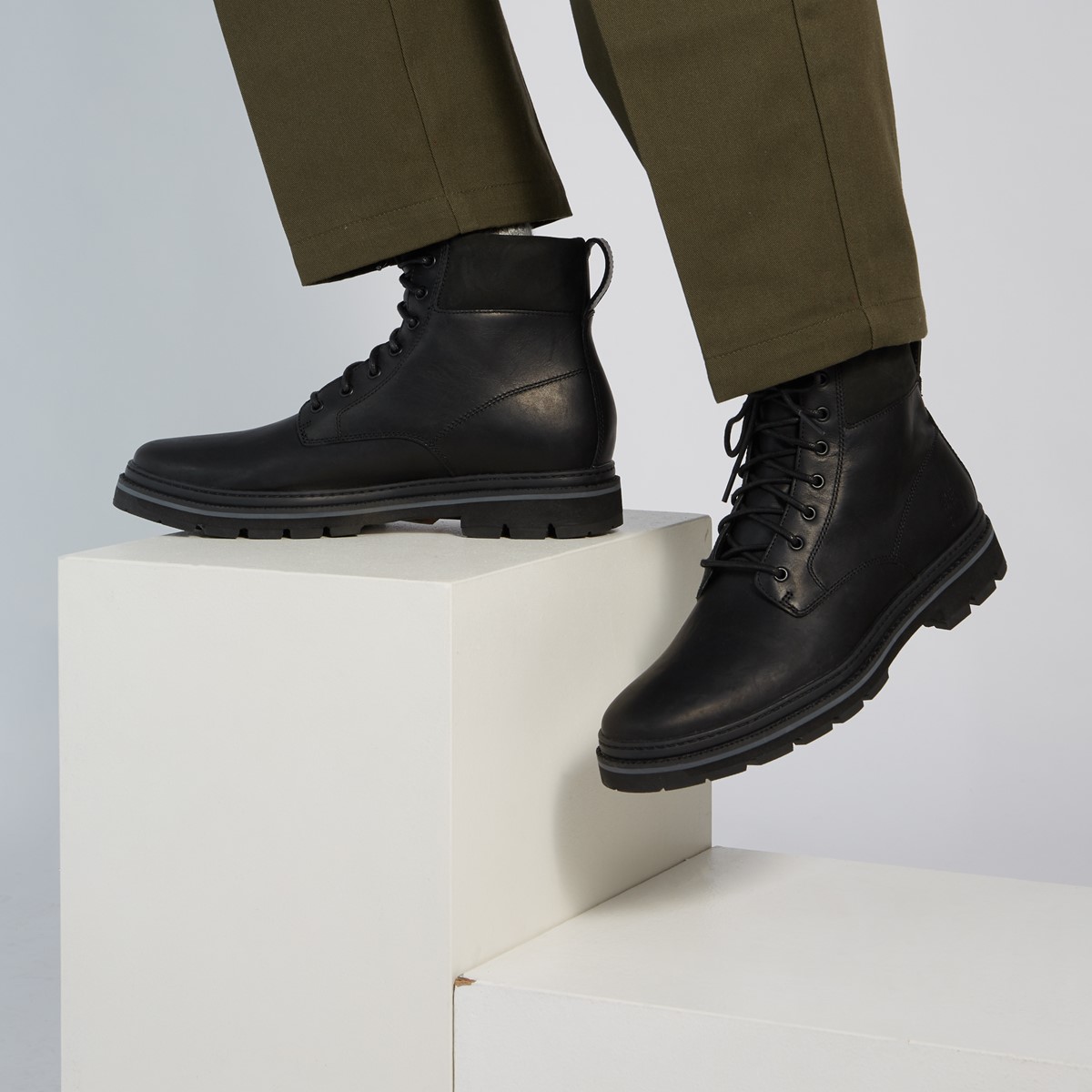 wintergrip chelsea boots