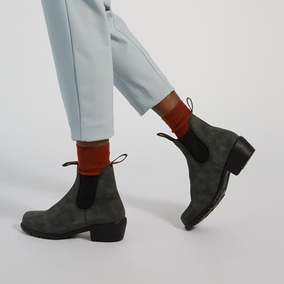 blundstone block heel