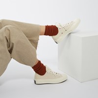 chuck 70 hi sneakers in mono chalk