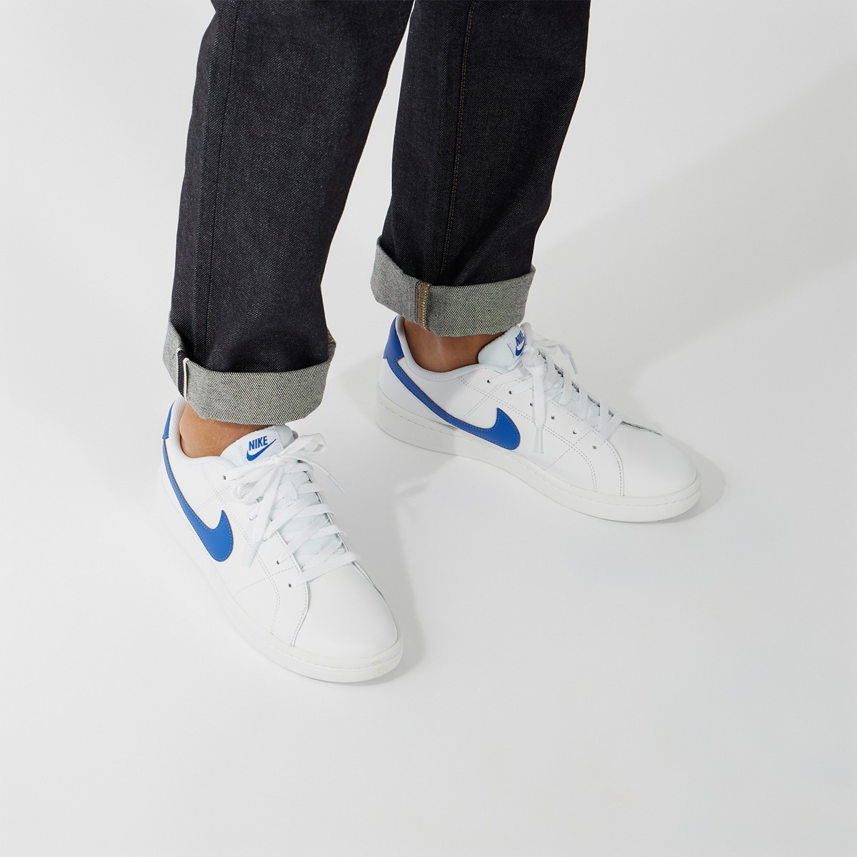 nike court royale shoes