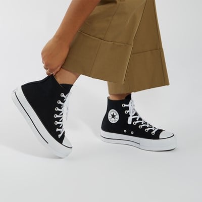 Women's Chuck Taylor All-Star Lift Sneakers in Black/White Alternate View
