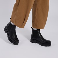 Women's Bea Heeled Chelsea Boots in Black