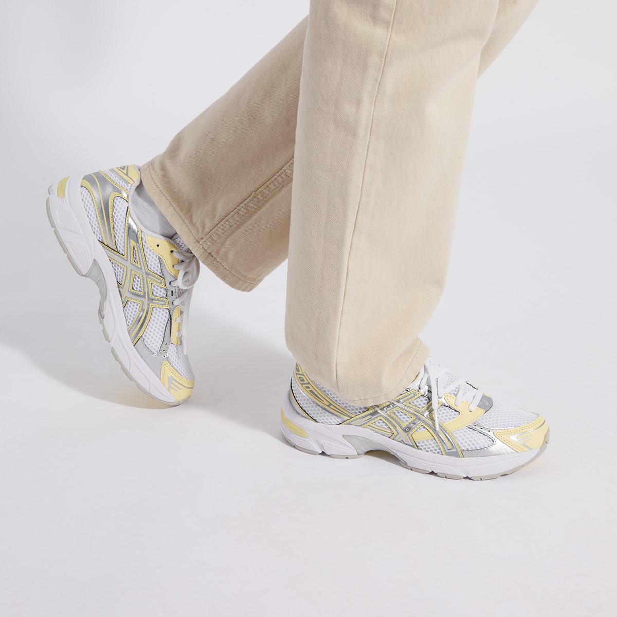 Women's Gel-1130 Sneakers in White/Yellow | Little Burgundy