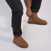 Men's Classic Mini Short II Boots in Black Alternate View