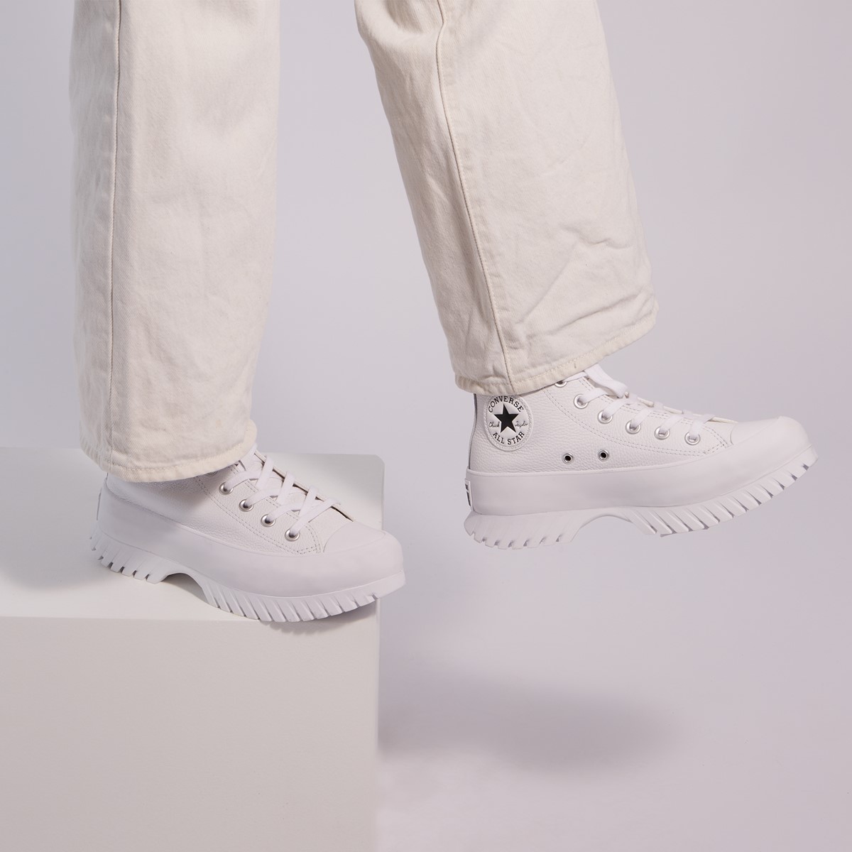 Chuck Taylor All Star Lugged  Leather Sneaker Boots in White | Little  Burgundy