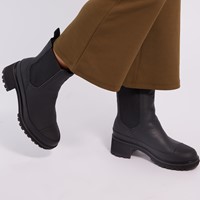 Women's Kori Park Chelsea Boots in Black Alternate View