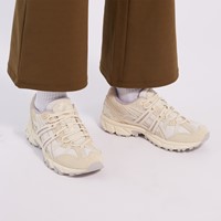 Women's GEL-SONOMA 15-50 Sneakers in Cream Alternate View