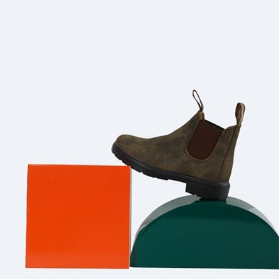 Little Kids' 565 Chelsea Boots in Rustic Brown Alternate View
