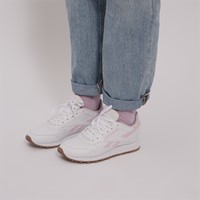 Women's Classic Vegan Sneakers in White/Pink Alternate View