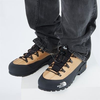 Glenclyffe Low Sneakers in Brown/Black Alternate View
