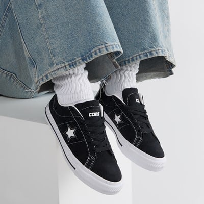 Converse one hotsell star black red