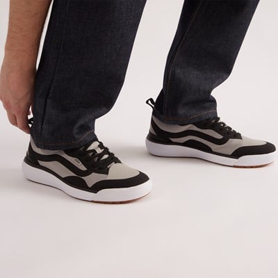 Men's UltraRange EXO Sneakers in Grey/Black Alternate View
