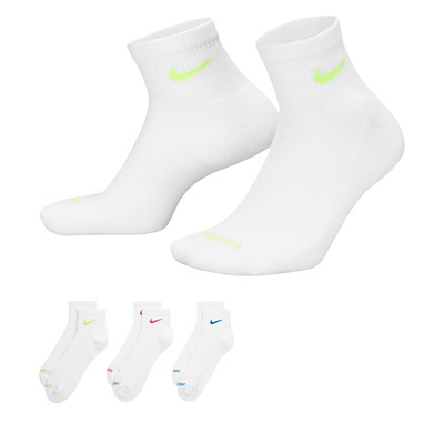 Paquet de 3 paires de chaussettes à la cheville Everyday Plus Cushioned blanches et multicolores Alternate View