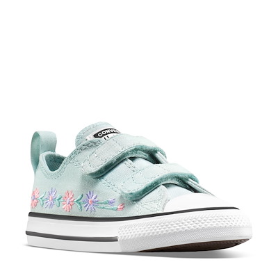 Alternate view of Big Kid's Chuck Taylor All Star 2V Floral Embroidery Sneakers in Light Blue