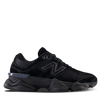 9060 Sneakers in Black