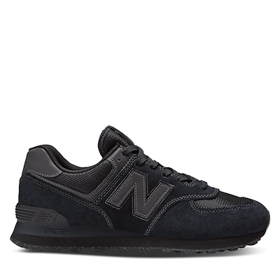 574 Sneakers in Black