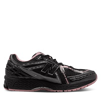 1906R Sneakers in Black/Pink/Silver