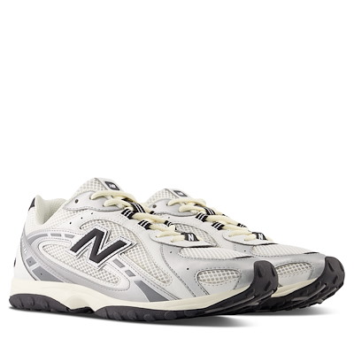 Baskets 204L noires et argent Alternate View