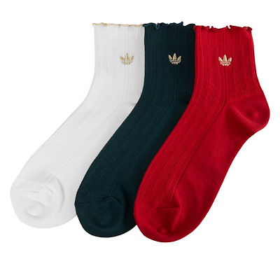 Three Pack Originals Ruffle Quarter Socks in White/Green/Red