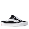 Black / White